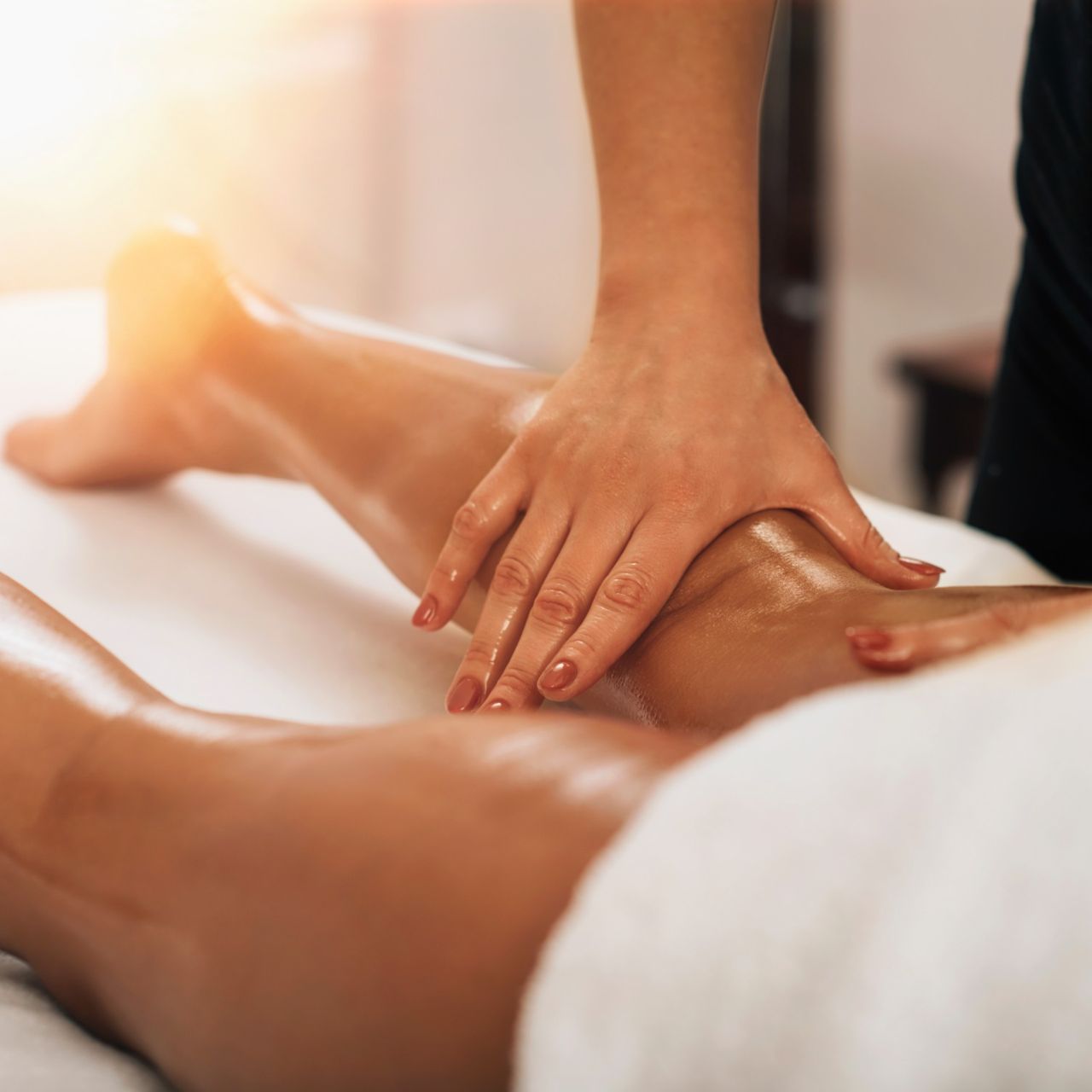 Gestes manuels d’un massage de drainage lymphatique